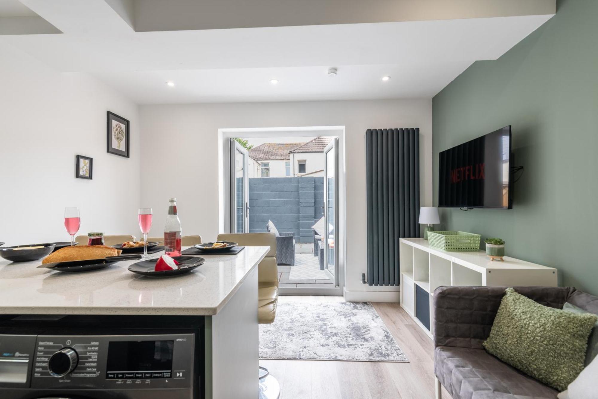 Luxury Apartments In Cardiff City Centre Exterior foto